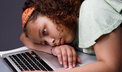 how-to-balance-screen-time-and-non-screen-time image