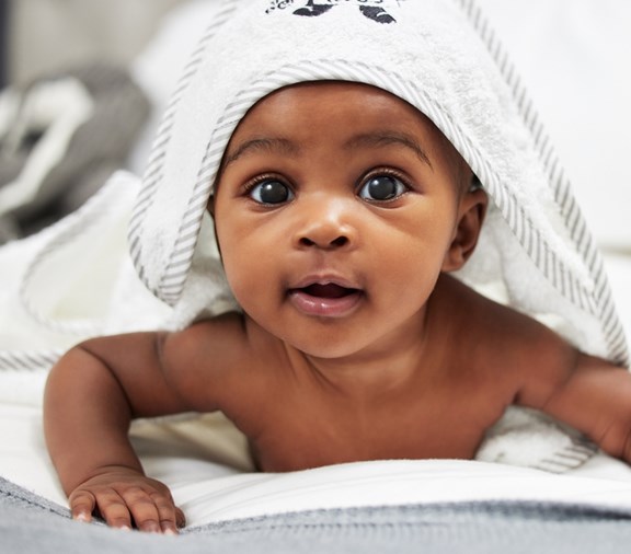 Keep Your Baby Safe at Bath Time Post Header Image